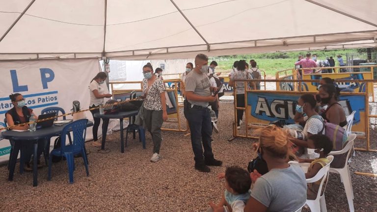Centro de Atención Sanitario para migrantes inicia operación en Los Patios